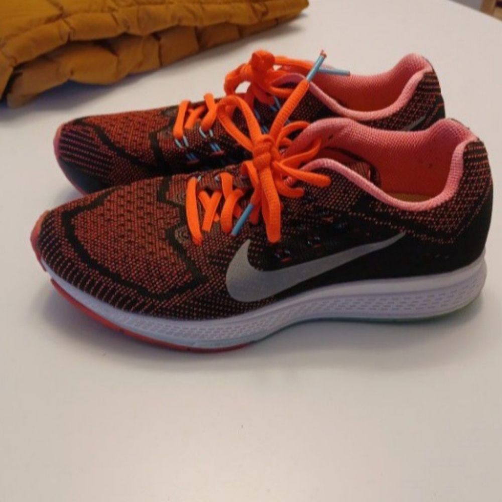 Nike women size 7